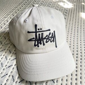 STUSSY LOW PROFILE BIG BASIC SNAPBACK